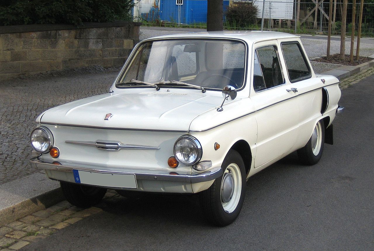 "Запорожец" в СССР стоил дороже, чем Ford Mustang. Сравнение цен и характеристик